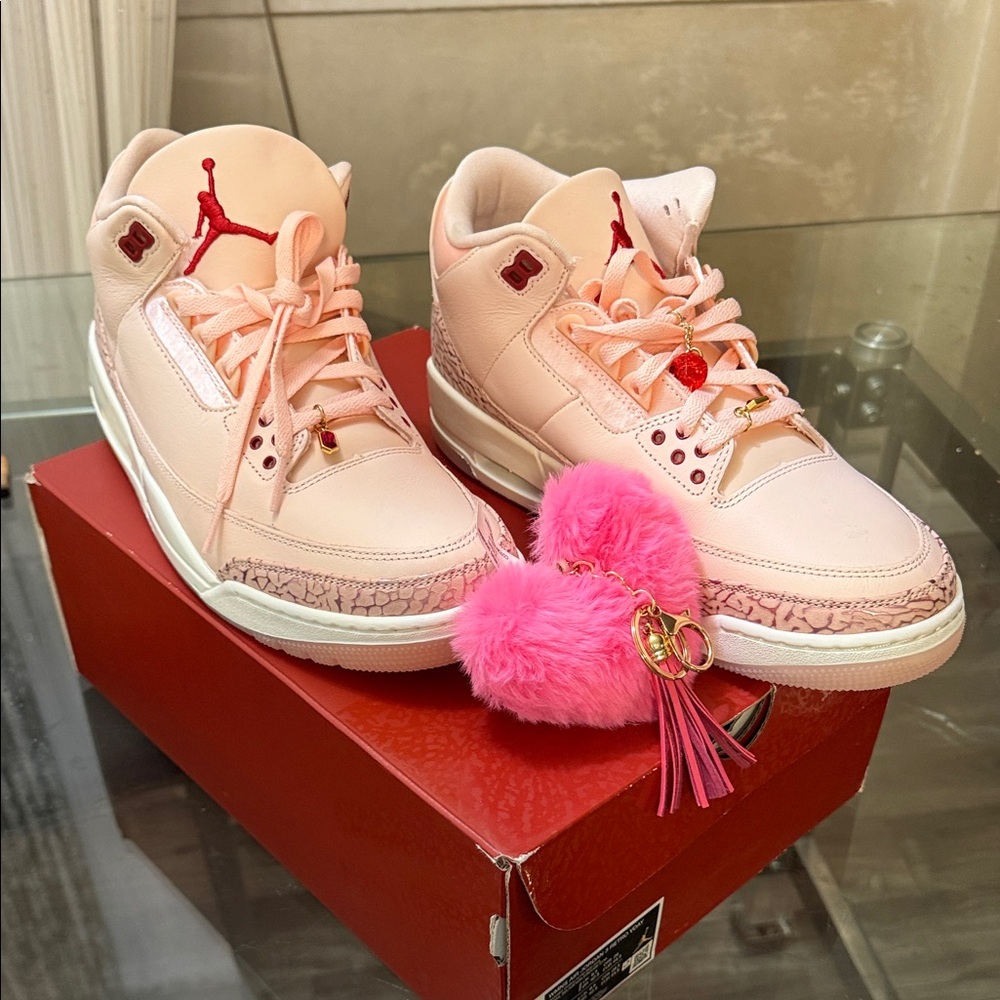 AIR JORDAN 3 RETRO VDAY